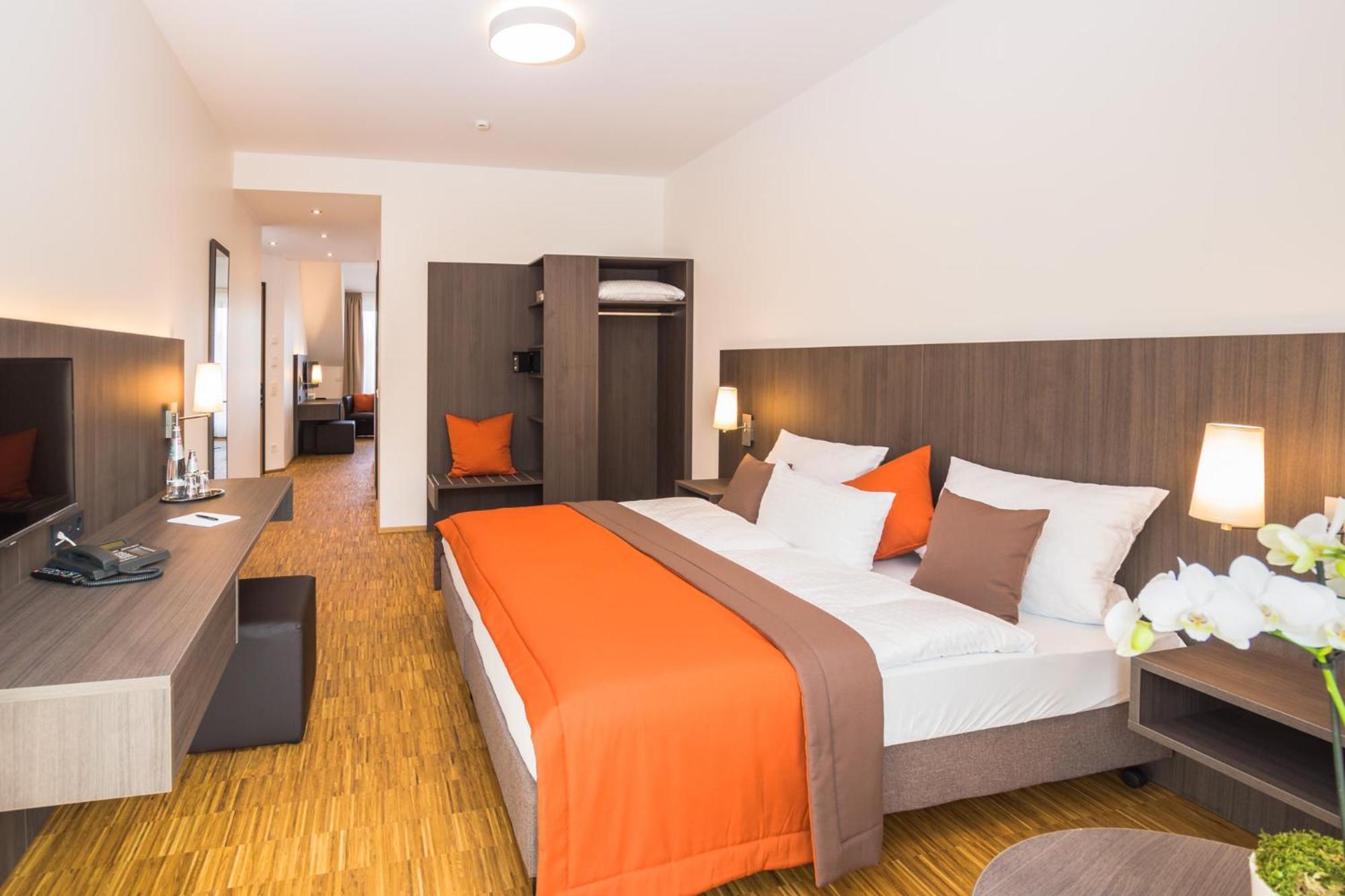 Stadthotel Reich Mellrichstadt Esterno foto